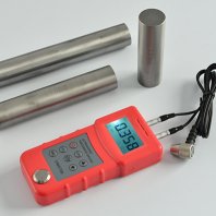 UM6700 Ultrasonic Thickness Gauge