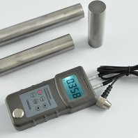 UM6500 Ultrasonic Thickness Gauge